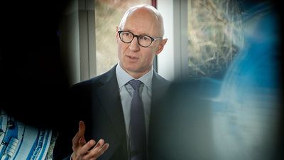 Novo Nordisk CEO steps down amid growing competition for weight loss drugs