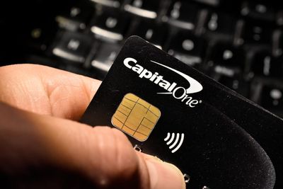 Is Wall Street Bullish or Bearish on Capital One Stock?