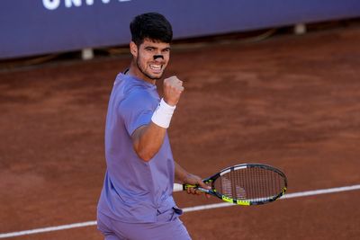 Carlos Alcaraz beats home favourite Lorenzo Musetti to reach Italian Open final