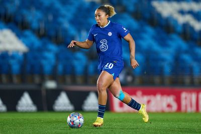 Why isn't Lauren James playing for Chelsea this weekend?
