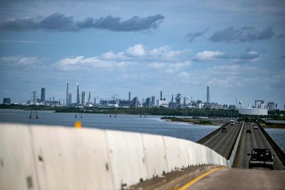 Texas is poisoning its own bays with microplastics