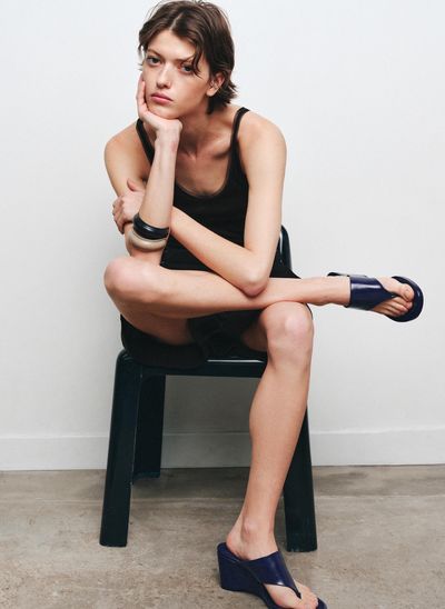 35 Extremely Sound Reasons We're Officially Proclaiming This Thong Sandal Summer