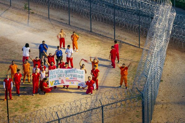 Supreme Court delivers massive blow to Trump over Alien Enemies Act deportations