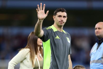 Emi Martinez waves tearfully to Villa Park as Unai Emery offers no assurances over future