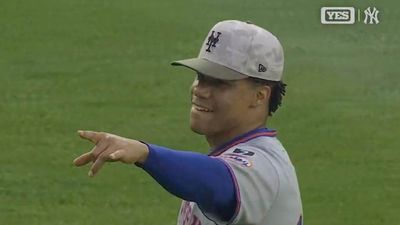 Juan Soto Received a Rare Booing Standing Ovation From Fans in Return to Yankee Stadium