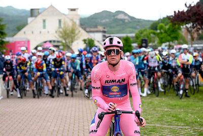 'Not regretting anything' – Mads Pedersen's stint in pink ends at Giro d'Italia as Vacek falls short of keeping it for Lidl-Trek