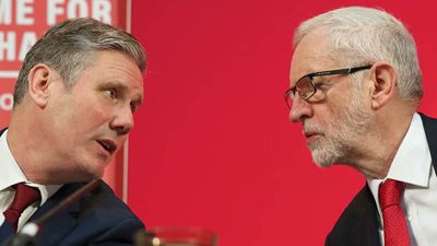 Jeremy Corbyn Slams Starmer’s “Island of Strangers” Speech in Fiery Radio Rant