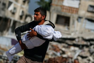 Israel launches major new offensive in Gaza after airstrikes kill more than 100