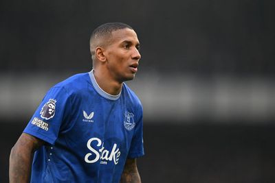 Ashley Young to leave Everton in summer with several key players out of contract at end of season