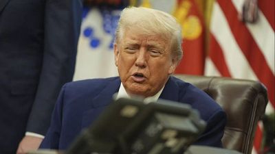 Trump says he will speak by phone with Putin on Monday to discuss war in Ukraine