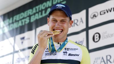 Happy Plappy! Aussie star solos to glory at the Giro