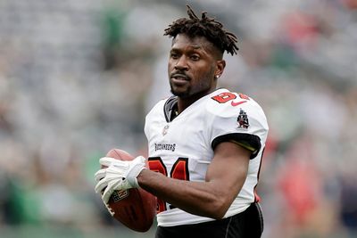 Former NFL star Antonio Brown says he was ‘jumped’ at kickboxing match after video of altercation goes viral