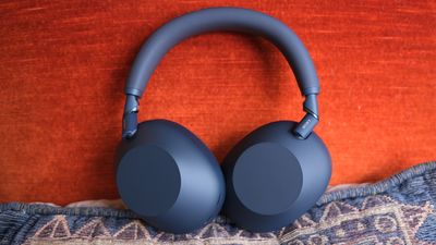 Sony WH-1000XM6 review: the best travel headphones just got a new star