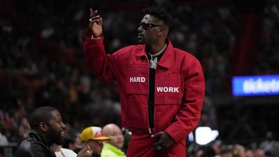 Former NFL Wide Receiver Antonio Brown Detained Outside Miami Boxing Event