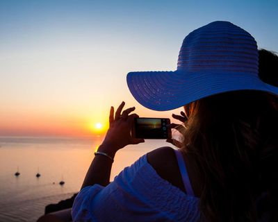 A 14-step guide to taking a (fleeting) break from social media