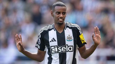 Why Alexander Isak Isn’t Playing for Newcastle vs. Arsenal