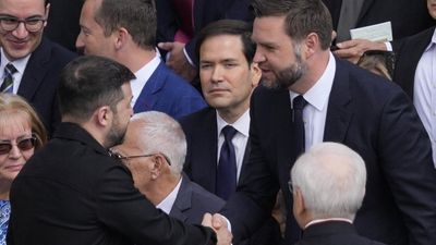 Zelensky briefs US's Vance in Rome ahead of Trump-Putin telephone call