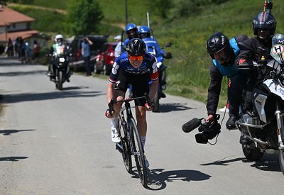 Demi Vollering crushes rivals on final stage to claim overall victory at Itzulia Women