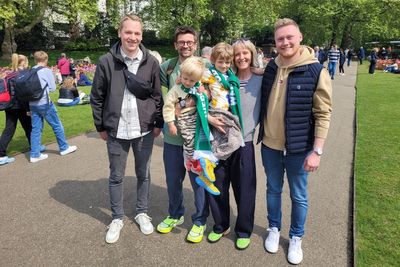 Parents have heartwarming meeting with donors who saved their sons’ lives