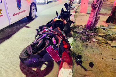 Police bike chase crash kills one officer, injures another