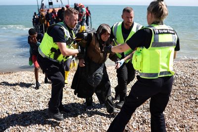 One dead after small boat carrying migrants capsizes in Channel crossing attempt