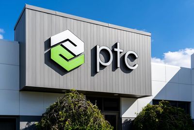 Are Wall Street Analysts Bullish on PTC Stock?