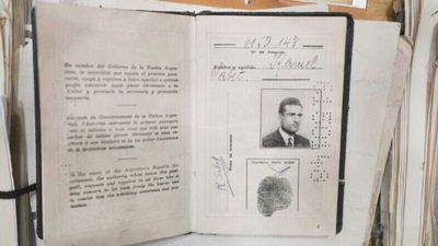 Israel recovers archive belonging to spy Eli Cohen, hanged in Syria in 1965