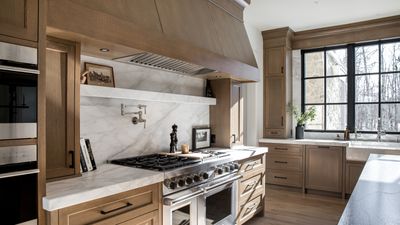 6 Range Alcove Ideas That Make a Statement of This Awkward Kitchen Feature