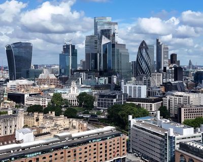 UK’s 50 richest families hold more wealth than 50% of population, analysis finds