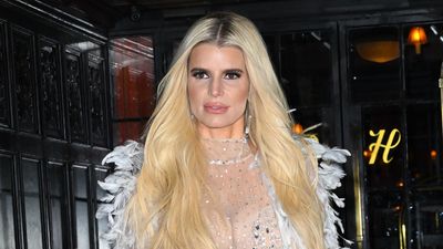 Quiet luxury is over? Jessica Simpson's unexpectedly bold entryway lighting proves why dramatic decor is back for 2026
