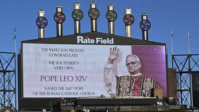 White Sox Unveil Artwork Commemorating Pope Leo XIV's 2005 World Series Seat
