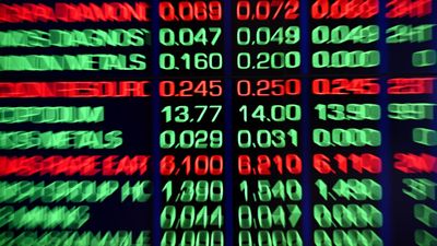 Aussie shares push higher as rate cut lifts markets