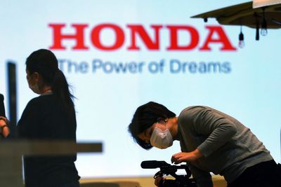 Honda pulls back on EV strategy for now and will push hybrid sales