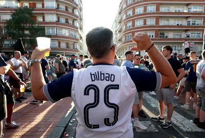 How many Europa League final tickets were Tottenham and Manchester United given?