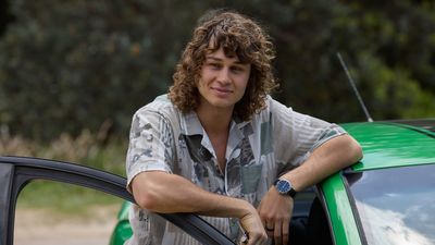Home and Away spoilers: WHO wants to buy Theo's flash car?