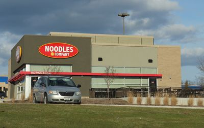 Popular Fast Food Chain Closing Its Doors At An Alarming Rate, Others To Follow?