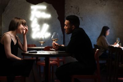 Mr. Never Pay: 8 Clues That He’s Not Willing to Pay to Date You