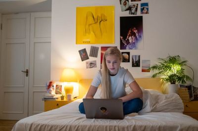 10 Things You Should NEVER Ask Your Teenager (If You Want the Truth)