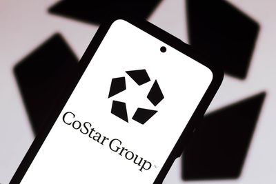 Do Wall Street Analysts Like CoStar Group Stock?