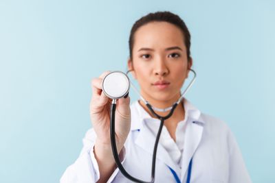 10 Things You Would NEVER Say to Your Doctor (Even Though You Should)
