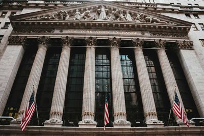 Stocks Fall on Rising Bond Yields and Concern About Foreign Investment Interest