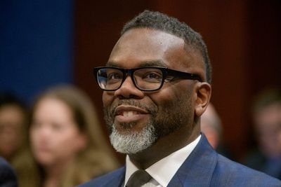Justice Department investigates Chicago's hiring practices after mayor touts Black hires