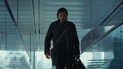 Star Wars fans have spotted a neat parallel between the beginning and end of Andor season 2, and it explains a late season plot hole