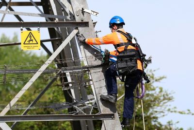 High-flying Young Electricians Wire UK Energy Switch