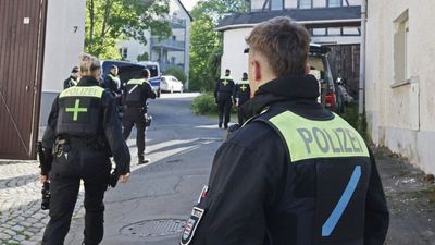 Germany arrests five teenagers over alleged right-wing extremist plot and attacks