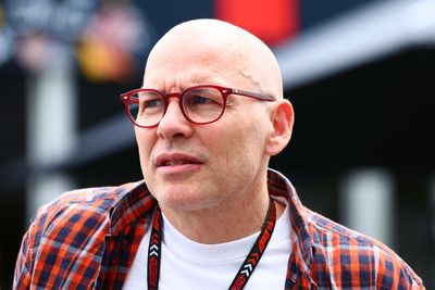 Jacques Villeneuve blasts ‘weak’ McLaren for ‘really odd’ F1 strategy