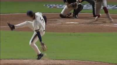 Notre Dame Pitcher Rewards Manager's Confidence By Turning Behind-the-Back Double Play