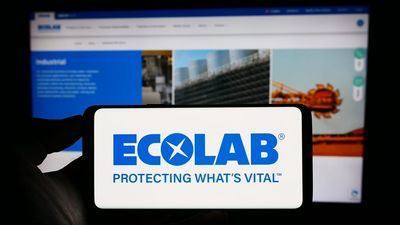 Is Wall Street Bullish or Bearish on Ecolab Stock?