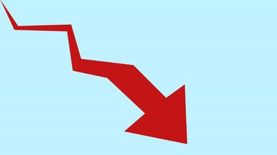 What's Up With the 10-Year Treasury Bond: Four Financial Experts Weigh In