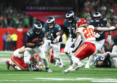 NFL owners set to ban Eagles' signature 'tush push' at meeting